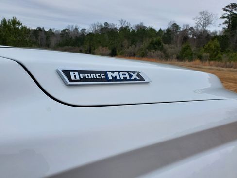 Used 2025 Toyota Tundra Limited image 40