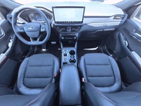 Used 2023 Ford Escape ST-Line w/ Tech Pack #1 AWD/4WD image 15