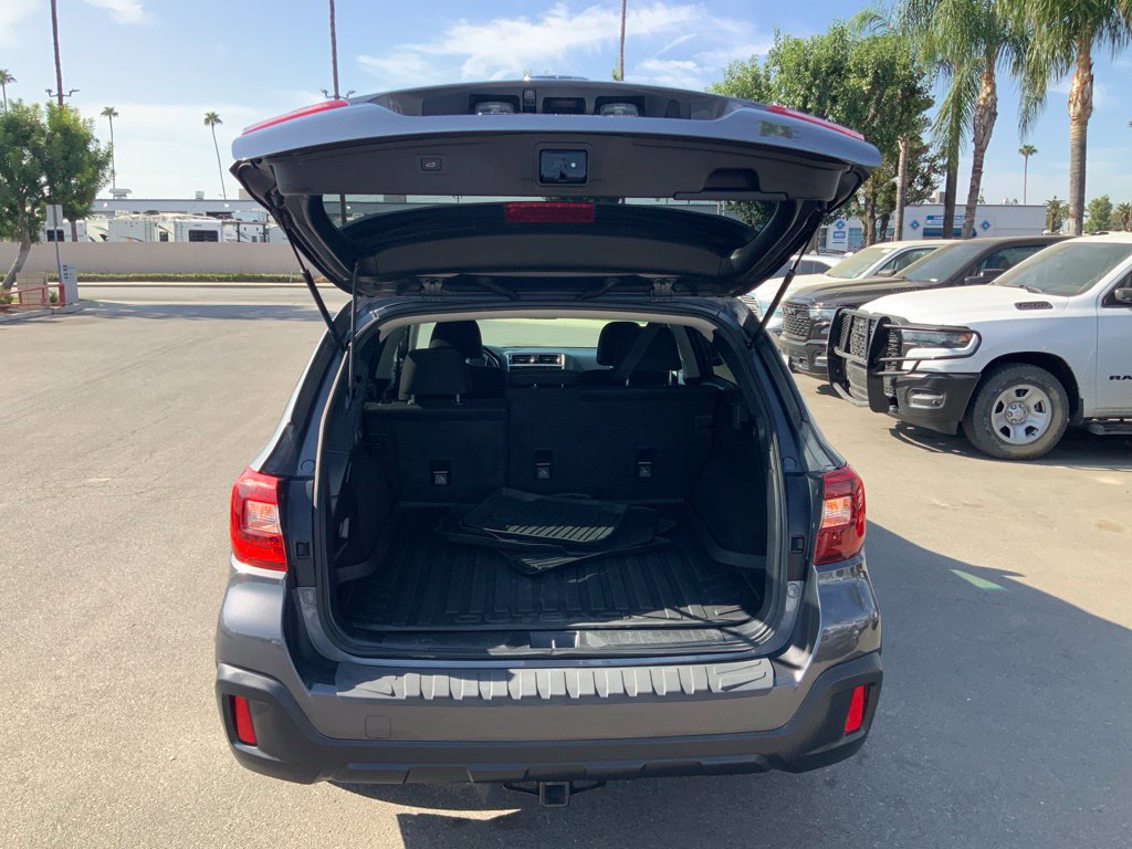 Used 2019 Subaru Outback 2.5i Premium AWD/4WD image 8