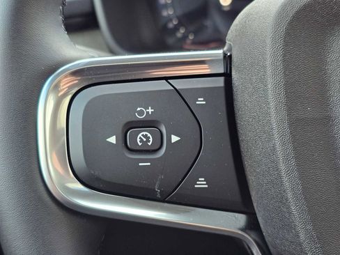 New 2026 Volvo XC40 B5 Plus w/ Protection Package Premier image 30