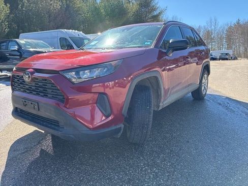 Used 2020 Toyota RAV4 LE image 2