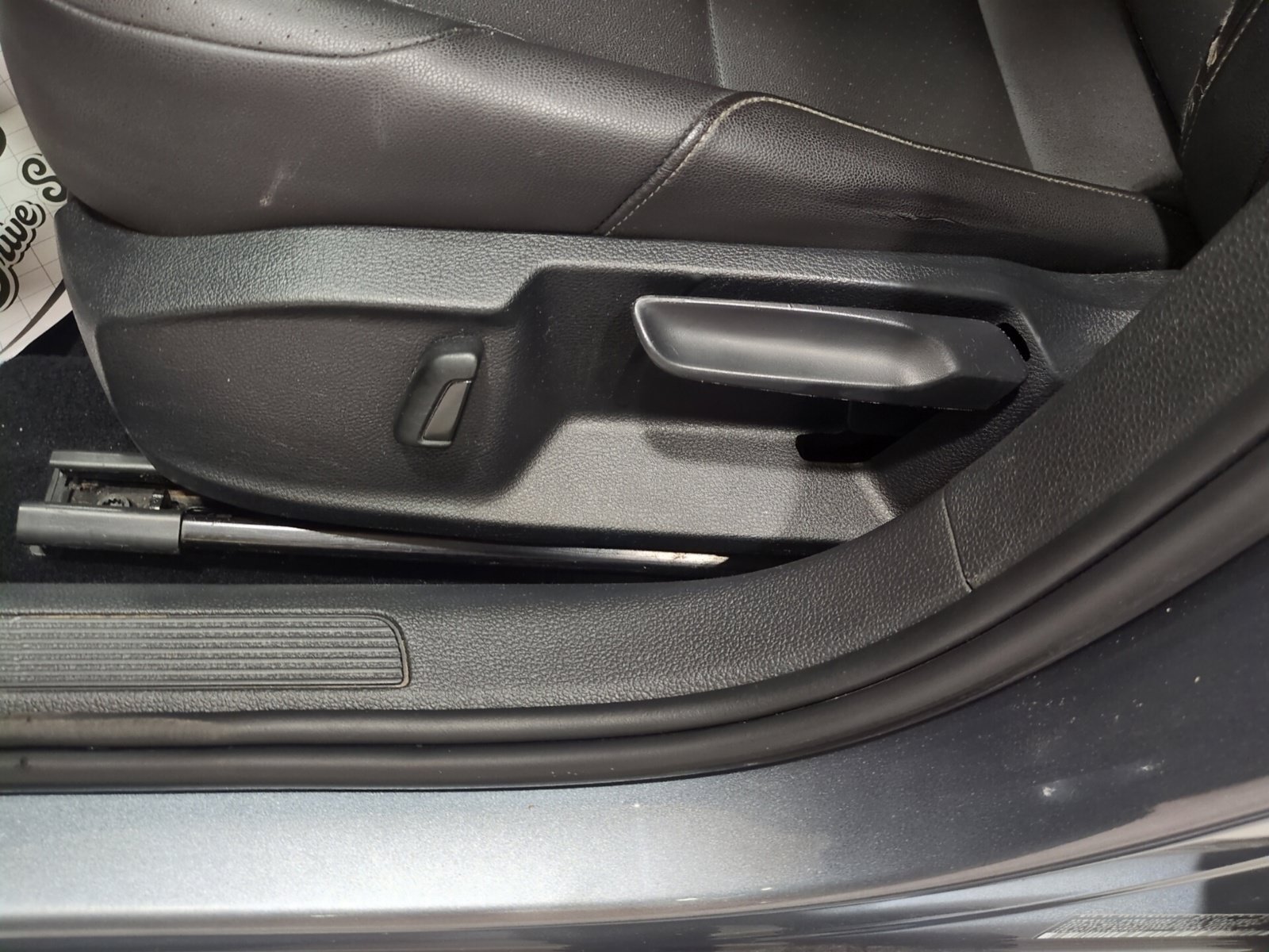 Used 2015 Volkswagen Golf TDI S FWD image 17