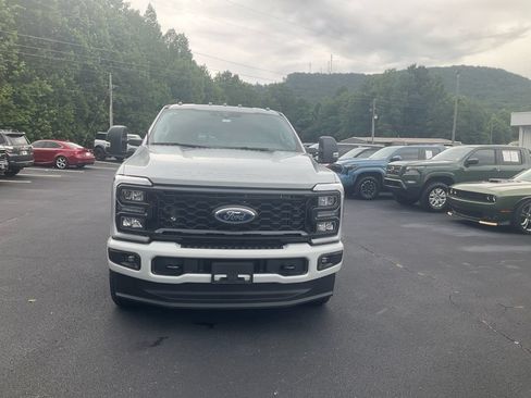 New 2026 Ford F250 XL AWD/4WD image 2