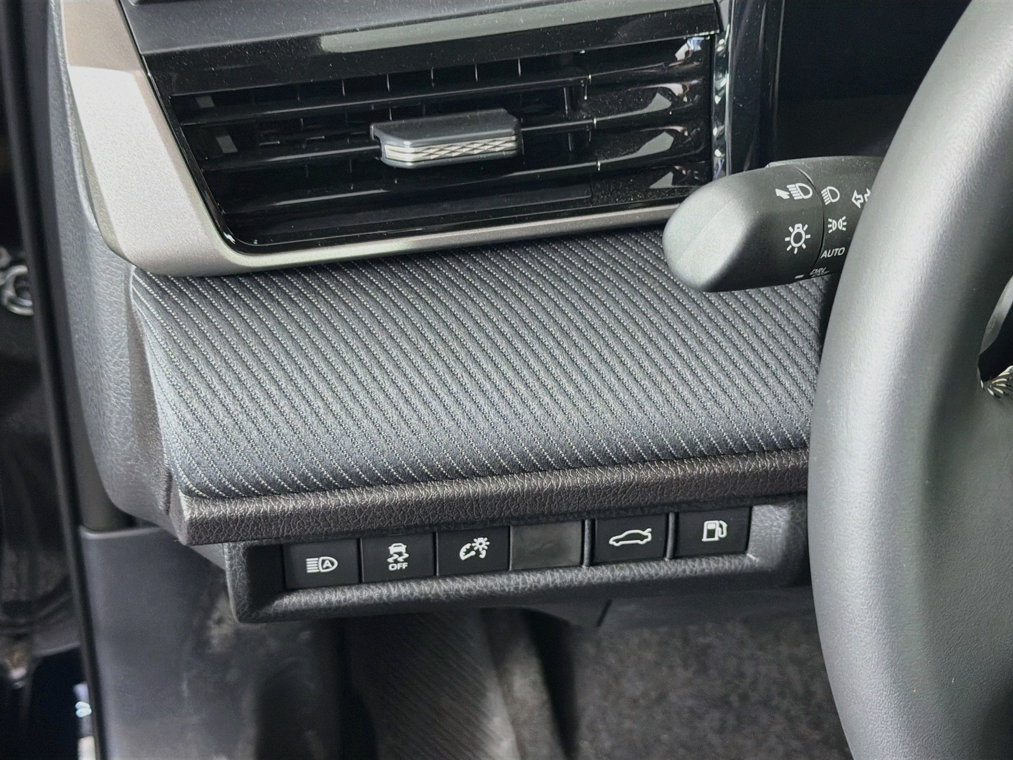 Used 2026 Toyota Camry SE w/ Convenience Package FWD image 17