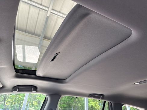 Used 2022 Honda Pilot EX-L image 6