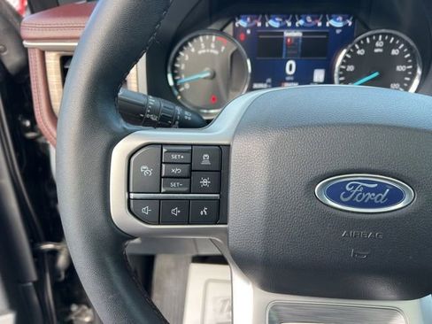 Used 2023 Ford Expedition Limited AWD/4WD image 30