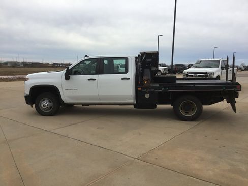 Used 2021 Chevrolet Silverado 3500 W/T w/ WT Fleet Convenience Package image 2