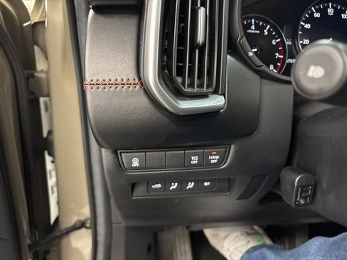 Used 2024 MAZDA CX-50 Meridian Edition w/ Apex Package image 28