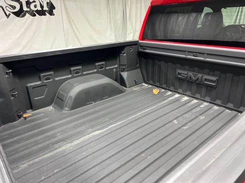 Used 2022 GMC Sierra 1500 Elevation w/ X31 Off-Road Package AWD/4WD image 16