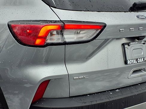 Used 2022 Ford Escape SEL image 24