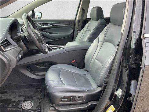 Used 2020 Buick Enclave Essence w/ Sport Touring Edition image 12