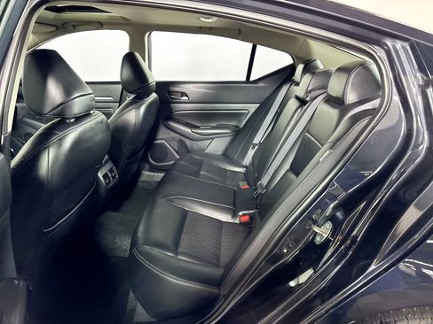 Used 2019 Nissan Altima 2.5 Platinum AWD/4WD image 21