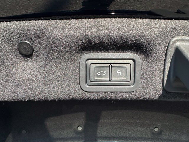 Used 2026 Audi A6 Premium Plus AWD/4WD image 39