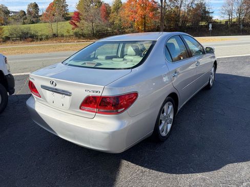 Used 2005 Lexus ES 330 FWD image 6