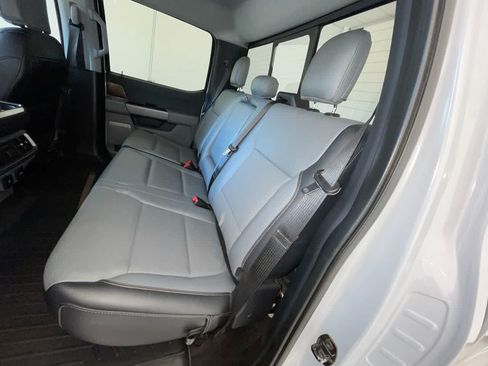 Used 2021 Ford F150 Lariat w/ Equipment Group 502A High AWD/4WD image 22