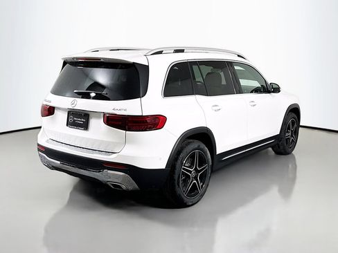 Used 2026 Mercedes-Benz GLB 250 4MATIC image 7