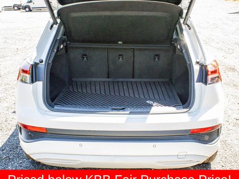 Used 2022 Audi Q4 e-tron Premium Plus AWD/4WD image 17