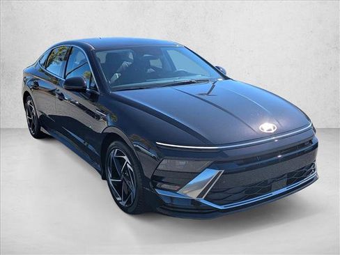 New 2026 Hyundai Sonata SEL image 3