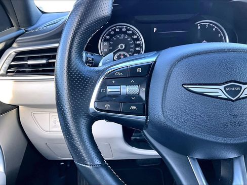 Used 2025 Genesis G70 2.5T image 22