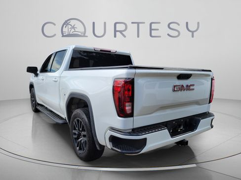 Used 2023 GMC Sierra 1500 Elevation RWD image 2