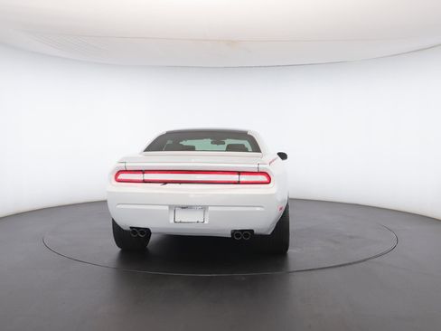 Used 2010 Dodge Challenger R/T image 23