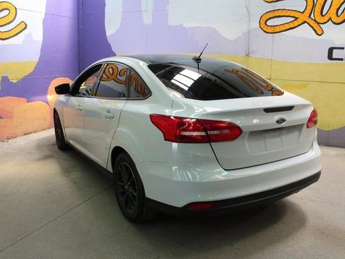 Used 2018 Ford Focus SE image 6