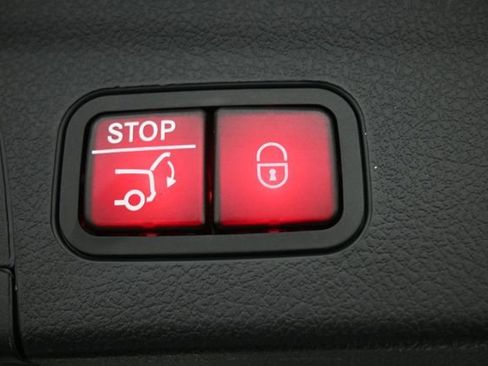 Certified 2025 Mercedes-Benz GLE 350 4MATIC image 29