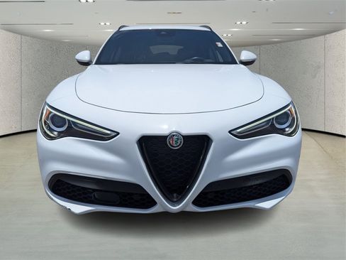 Used 2022 Alfa Romeo Stelvio Sprint image 8