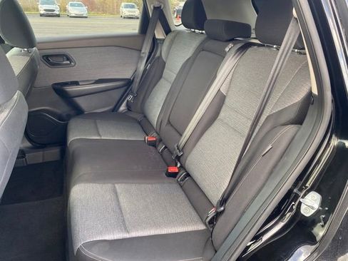 Used 2021 Nissan Rogue S image 17