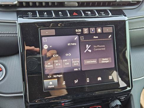 New 2026 Jeep Grand Cherokee Laredo image 17