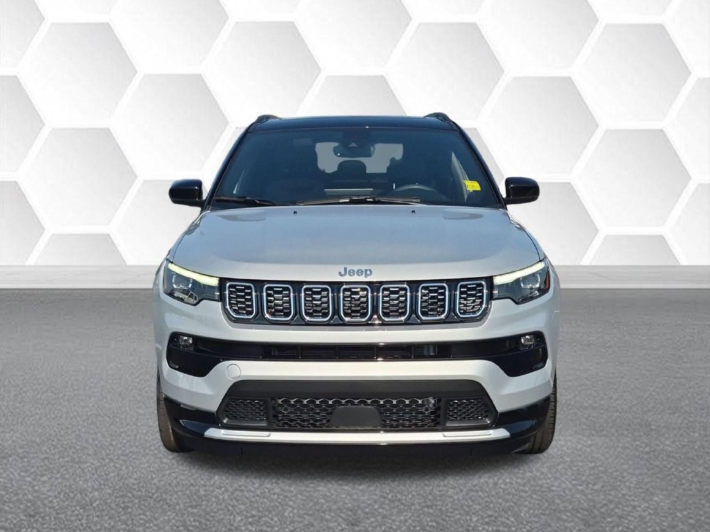 Certified 2025 Jeep Compass Limited w/ Elite Group AWD/4WD image 8