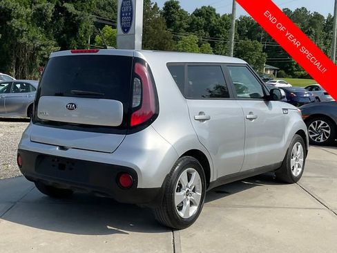 Used 2018 Kia Soul Base image 7