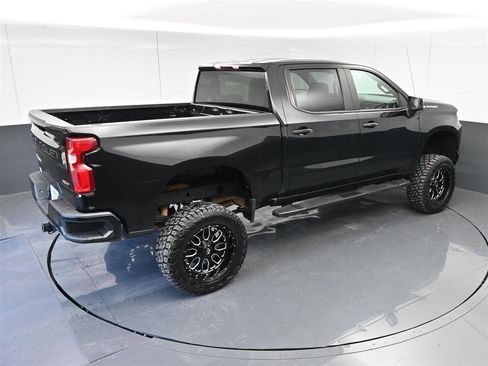 Used 2021 Chevrolet Silverado 1500 RST image 25