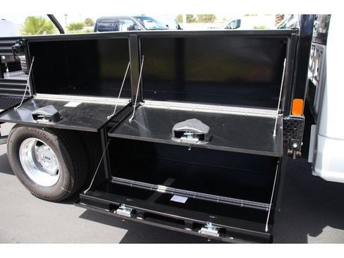 New 2024 Ford F350 XLT w/ XLT Value Package image 17