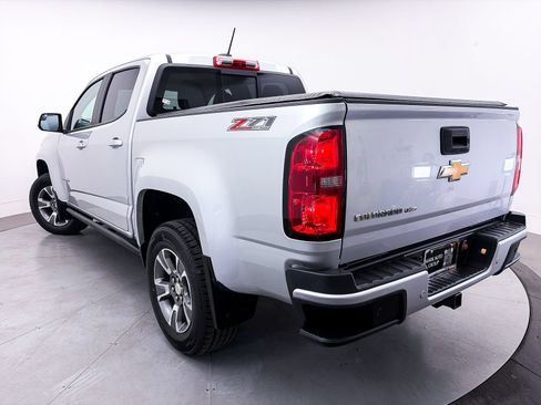 Used 2020 Chevrolet Colorado Z71 AWD/4WD image 2