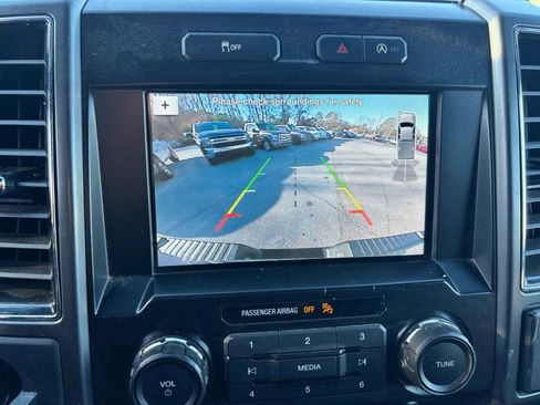 Used 2018 Ford F150 XLT w/ Equipment Group 302A Luxury image 17