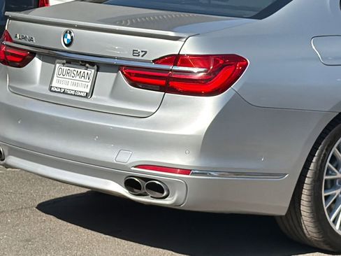 Used 2018 BMW ALPINA B7 xDrive AWD/4WD image 10