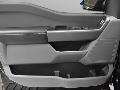 Used 2021 Ford F150 XLT image 13