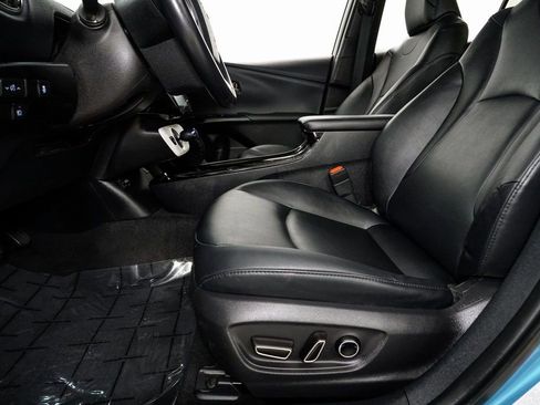 Used 2018 Toyota Prius Prime Premium image 9