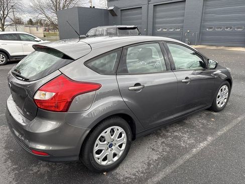 Used 2012 Ford Focus SE image 6