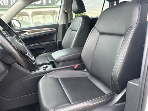 Used 2020 Volkswagen Atlas SEL AWD/4WD image 26