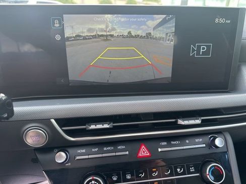 Used 2025 Hyundai Sonata SE image 14