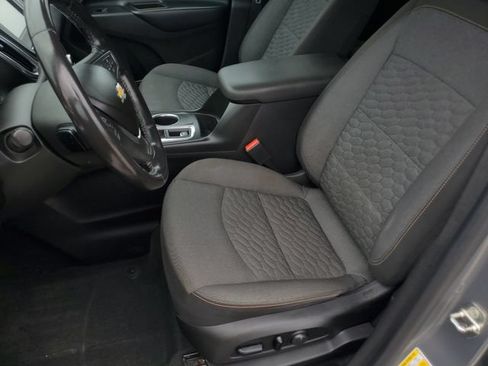 Used 2018 Chevrolet Equinox LT FWD image 17