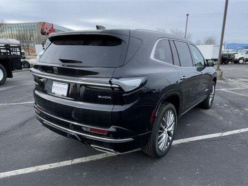 New 2025 Buick Enclave Avenir w/ Super Cruise Package image 9