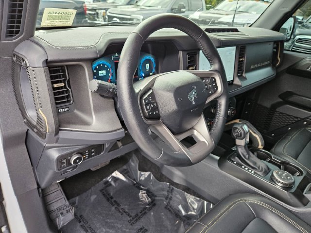 Used 2025 Ford Bronco Badlands AWD/4WD image 24
