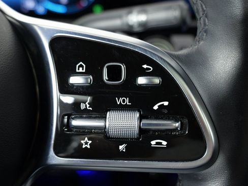 Used 2023 Mercedes-Benz CLA 250 4MATIC image 46