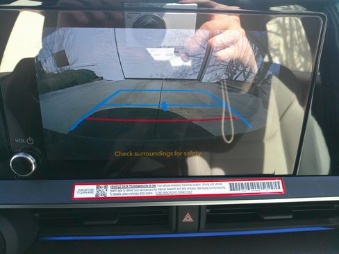 Used 2026 Toyota Prius XLE image 27