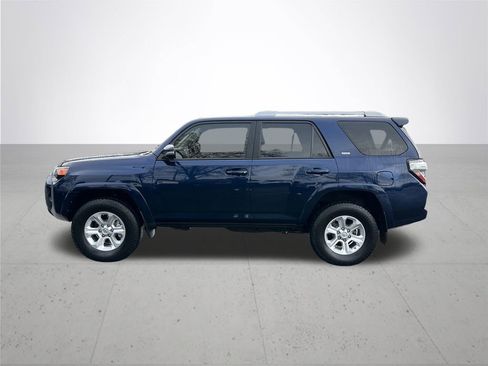 Used 2018 Toyota 4Runner SR5 Premium image 10