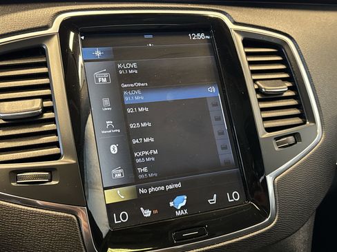 Used 2022 Volvo XC90 T5 Momentum image 16