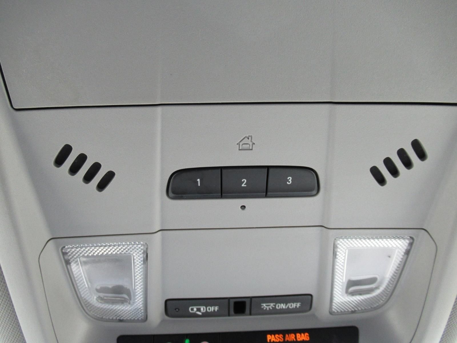 Used 2021 GMC Terrain SLT w/ Infotainment Package II FWD image 29